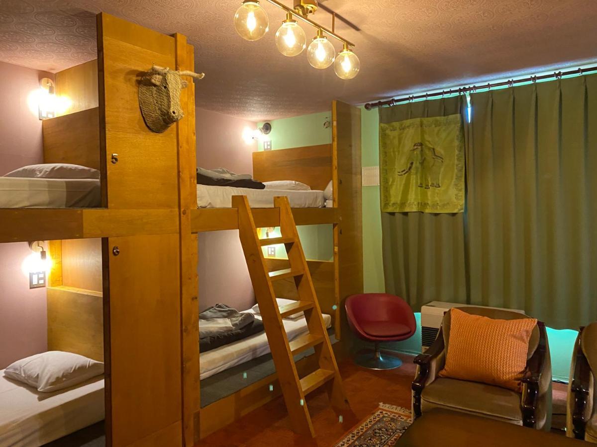 Little Barrel Hostel *