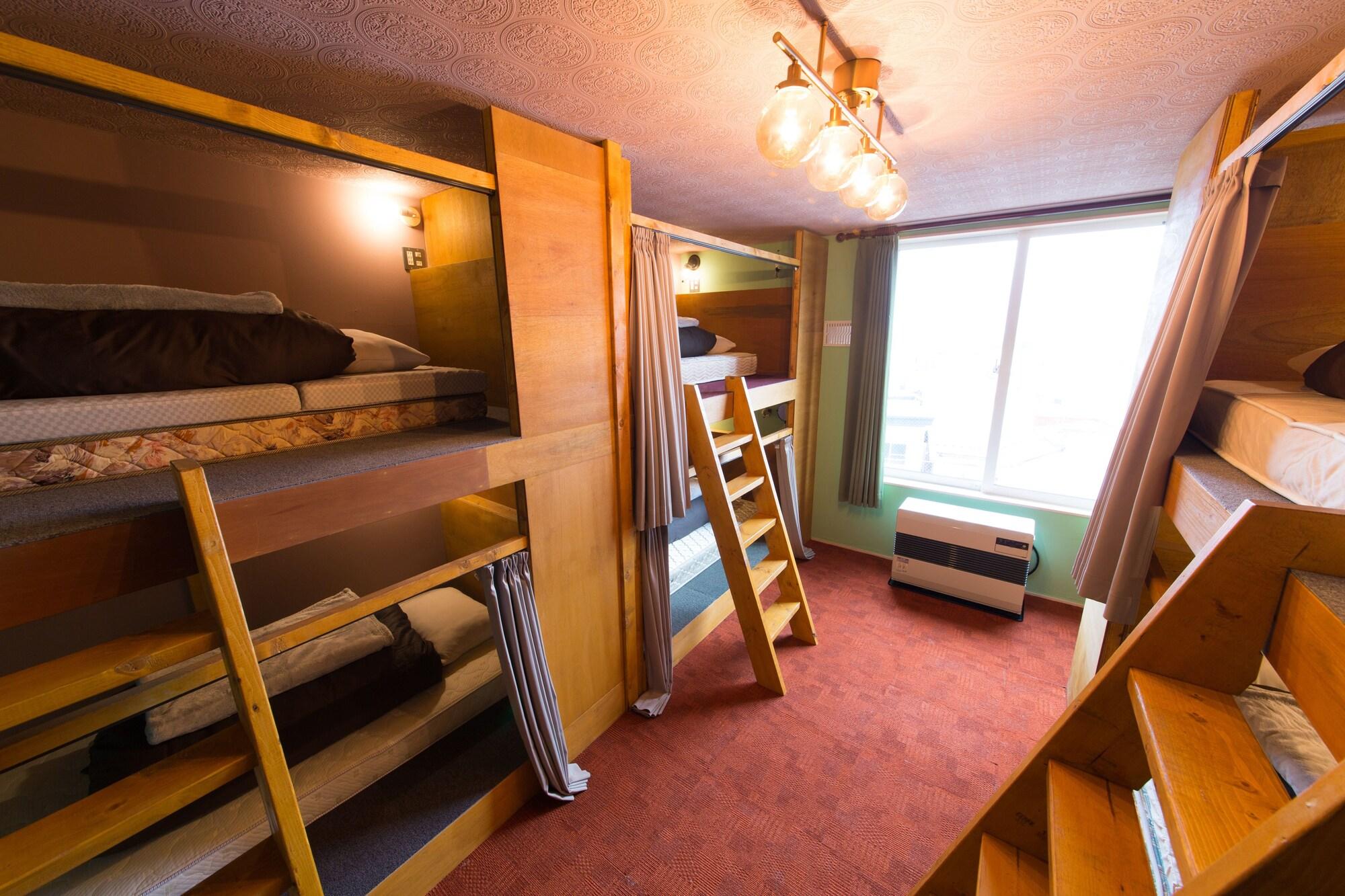 Hostel Little Barrel Otaru